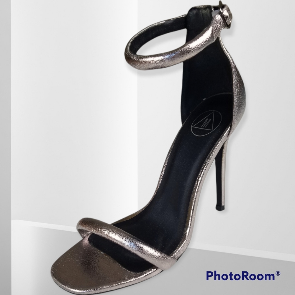 Blush Pink Champagne Strappy Prom/Wedding Heels Sz. 7.5/EU 38